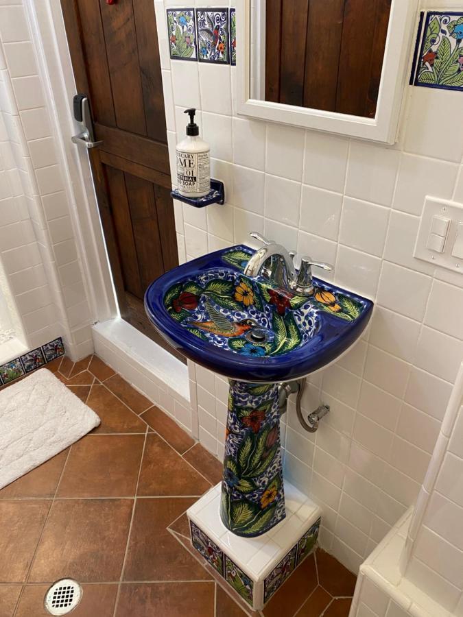 Private Room W/ Private Full Bathroom & Wifi & Ac & Shared Kitchen In Лос-Анджелес Екстер'єр фото