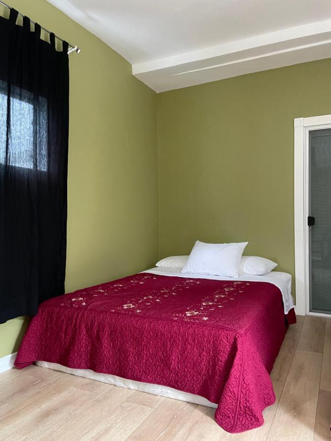 Private Room W/ Private Full Bathroom & Wifi & Ac & Shared Kitchen In Лос-Анджелес Екстер'єр фото