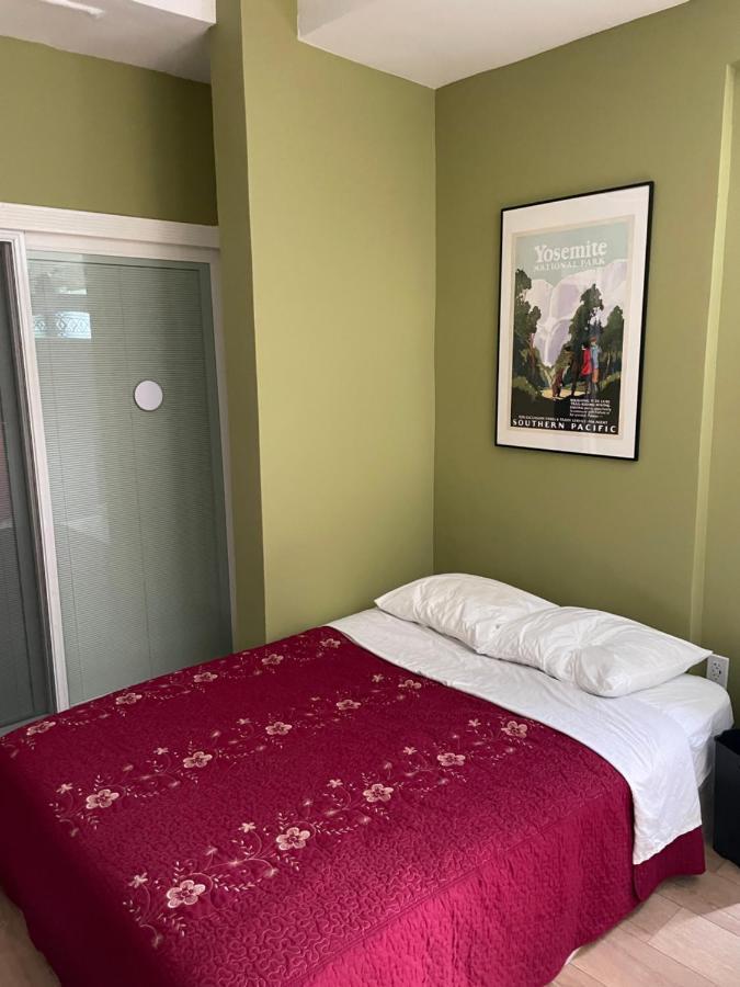 Private Room W/ Private Full Bathroom & Wifi & Ac & Shared Kitchen In Лос-Анджелес Екстер'єр фото