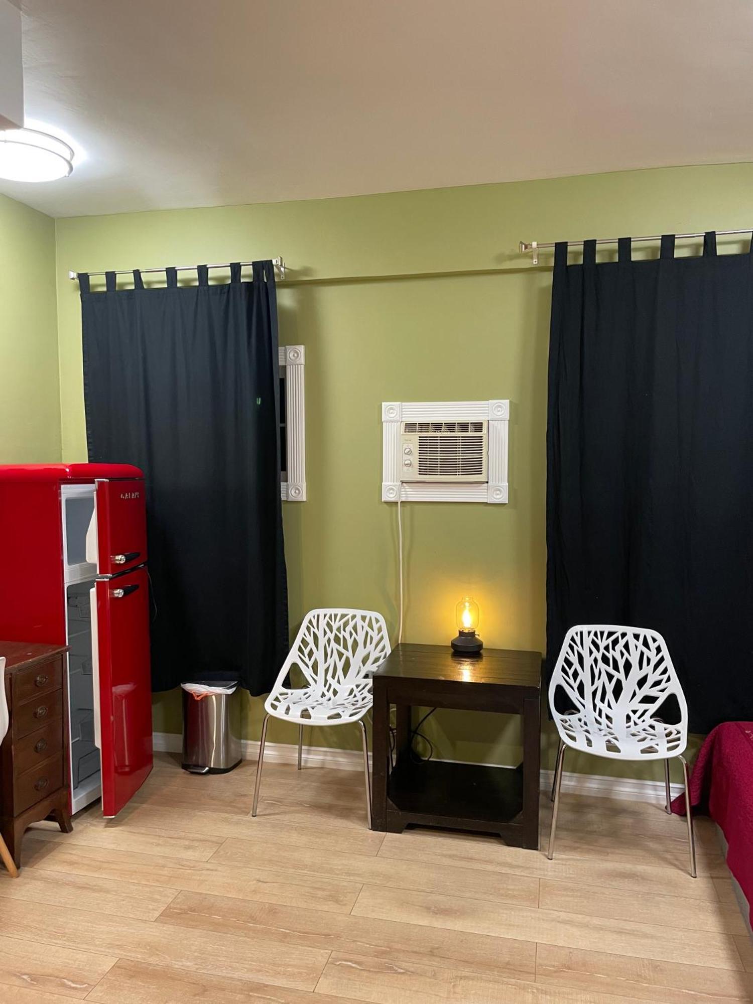Private Room W/ Private Full Bathroom & Wifi & Ac & Shared Kitchen In Лос-Анджелес Екстер'єр фото